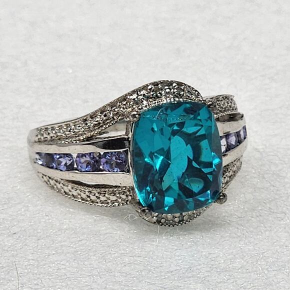 925 Silver Blue Topaz Size 9 Ring - Picture 5 of 6